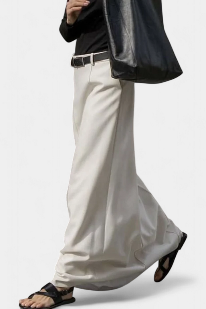 Ada Jupe Droite H-Line Minimaliste en Ton Uni