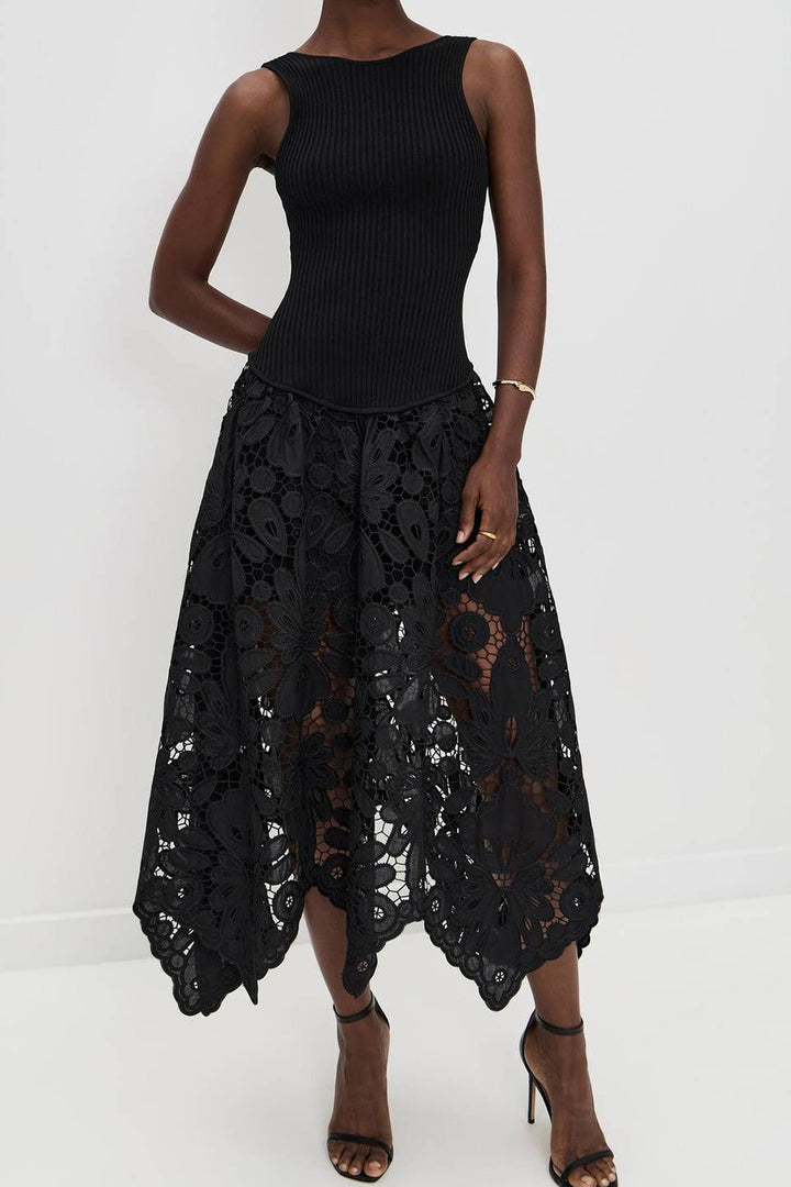 Ansfride Robe Longue Trapèze en Dentelle et Broderie Anglaise