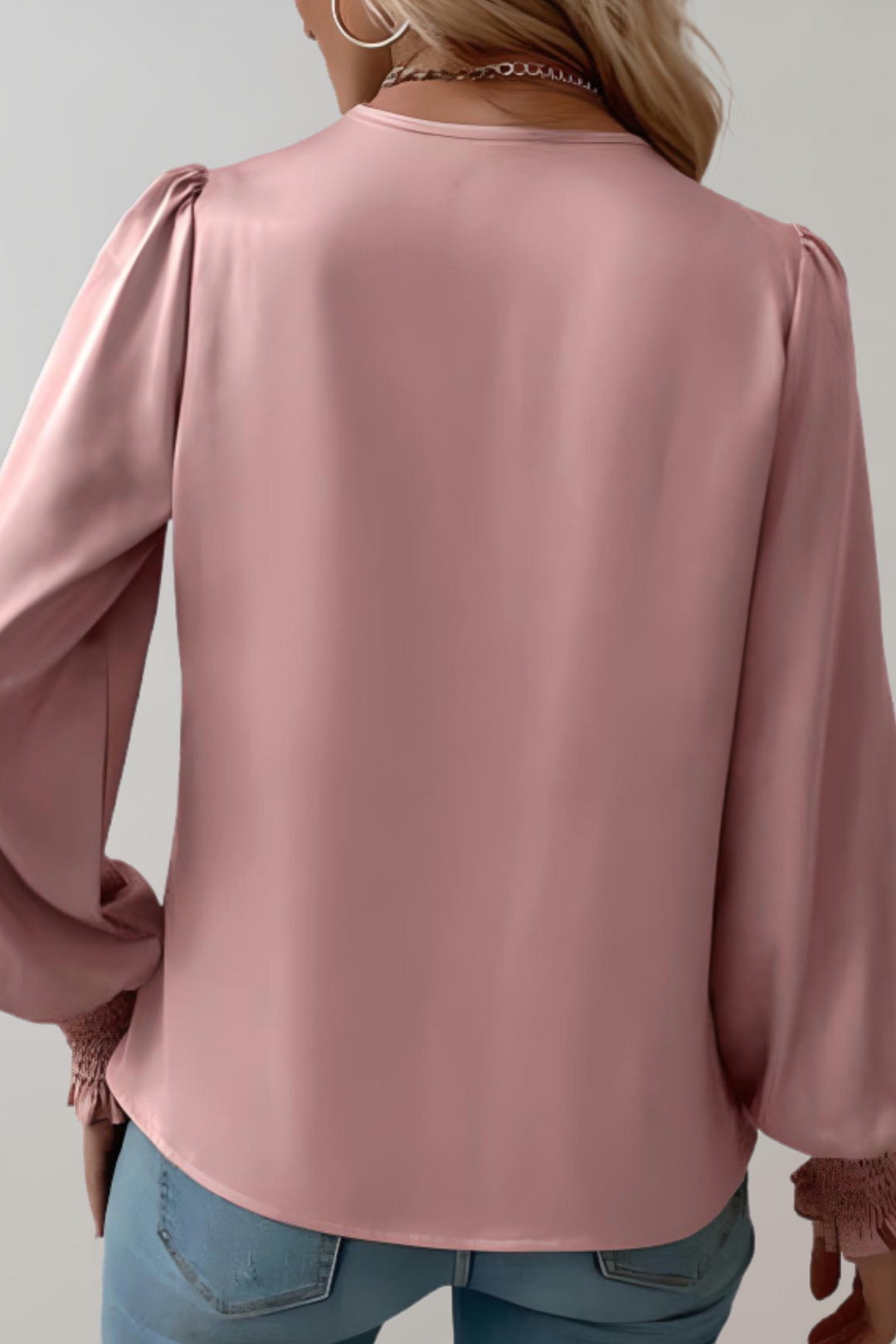 Quinn Blouse à Manches Longues et Décolleté en V