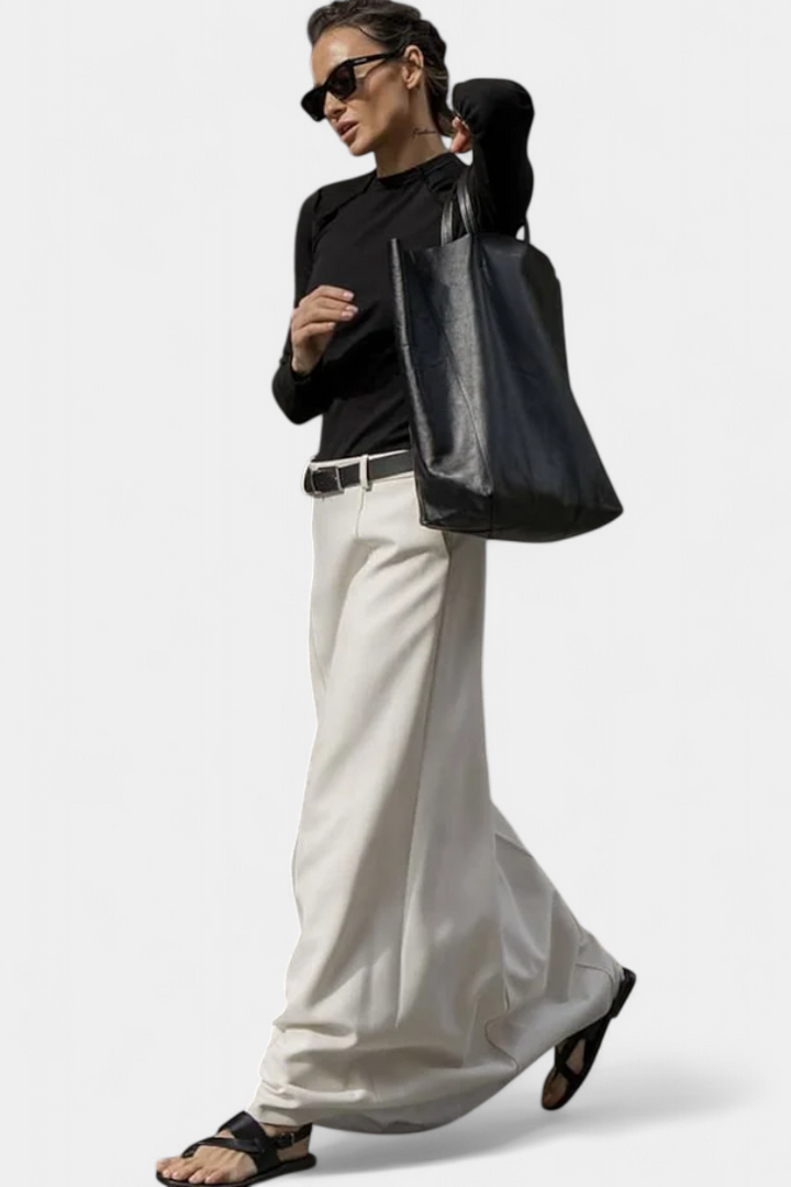 Ada Jupe Droite H-Line Minimaliste en Ton Uni