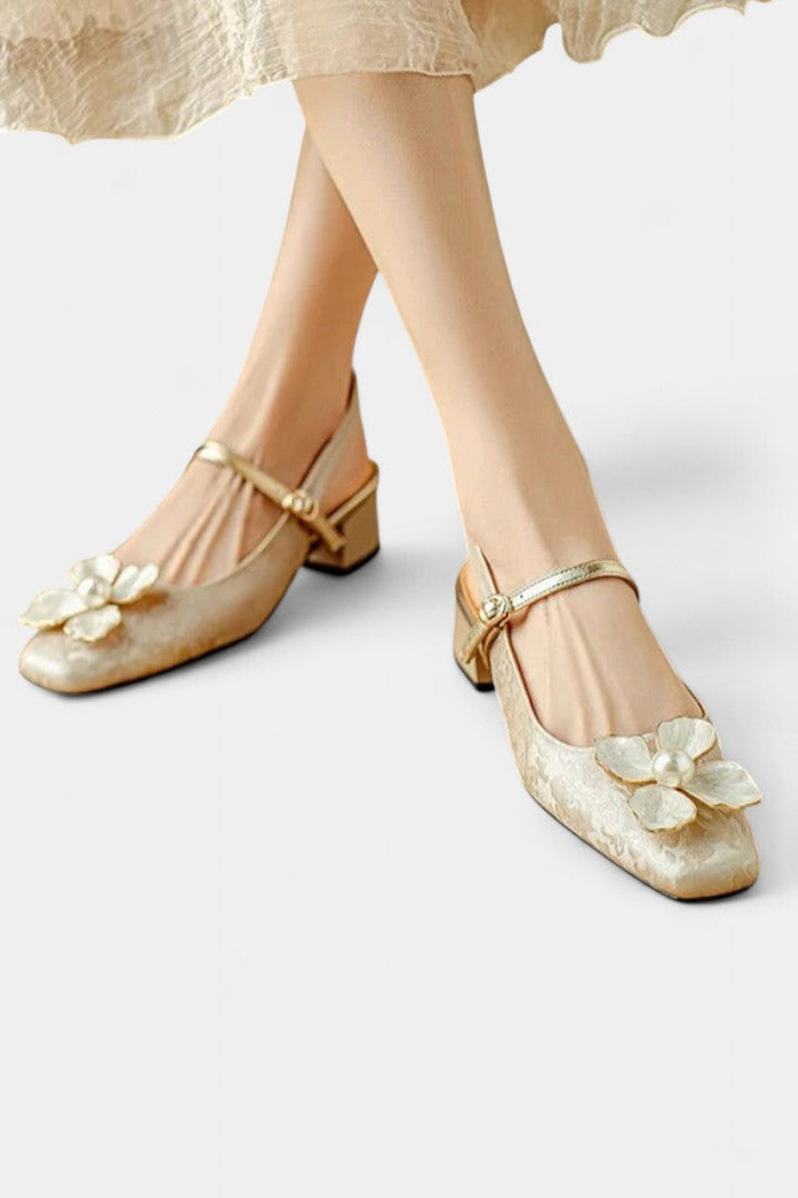 Eloise Mary Janes en Jacquard Texturé à Décor Floral et Talon Bloc Moyen