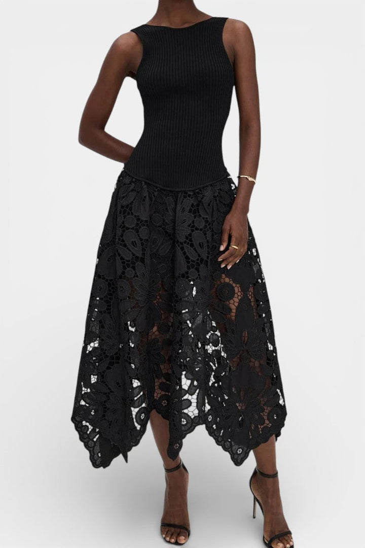 Ansfride Robe Longue Trapèze en Dentelle et Broderie Anglaise