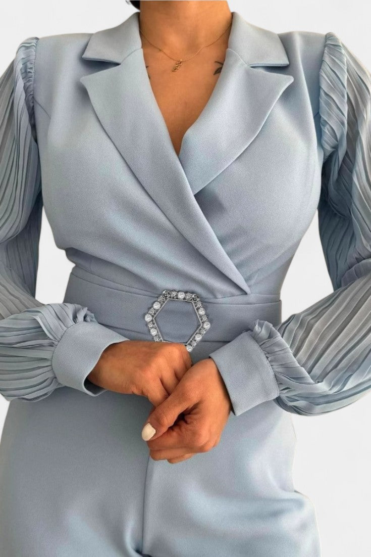 Dénéa Combinaison Chic à Col Tailleur et Détails Froncés