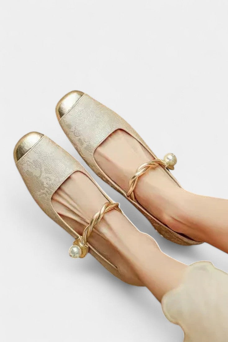 Mestelle Mary Janes Vernis à Talons Carrés et Détails Perlés