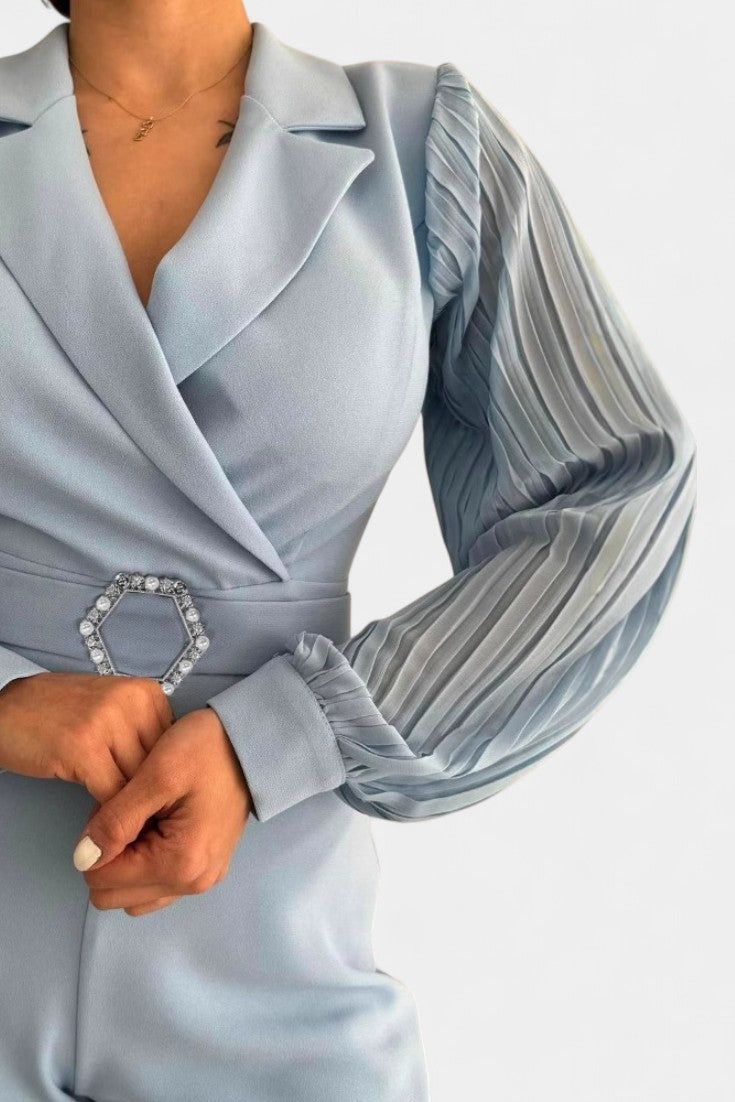 Dénéa Combinaison Chic à Col Tailleur et Détails Froncés