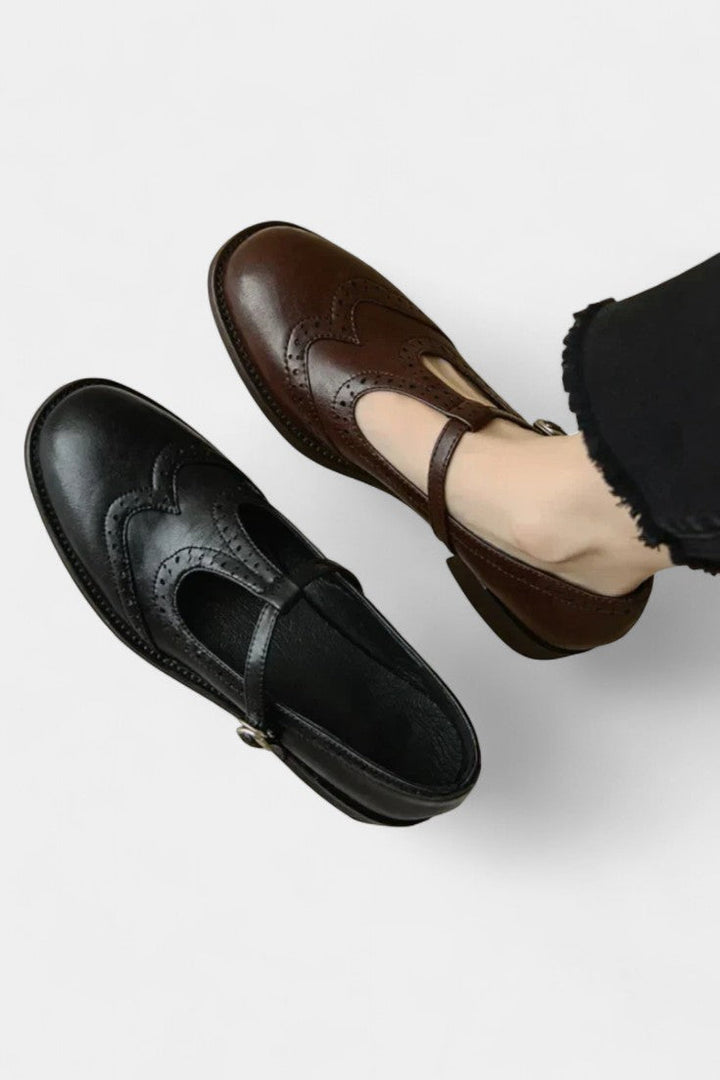 Celestina Mary Janes T-Strap Élancées