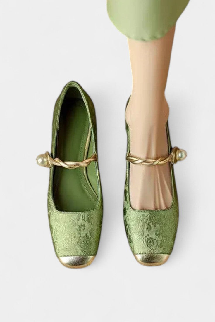 Mestelle Mary Janes Vernis à Talons Carrés et Détails Perlés