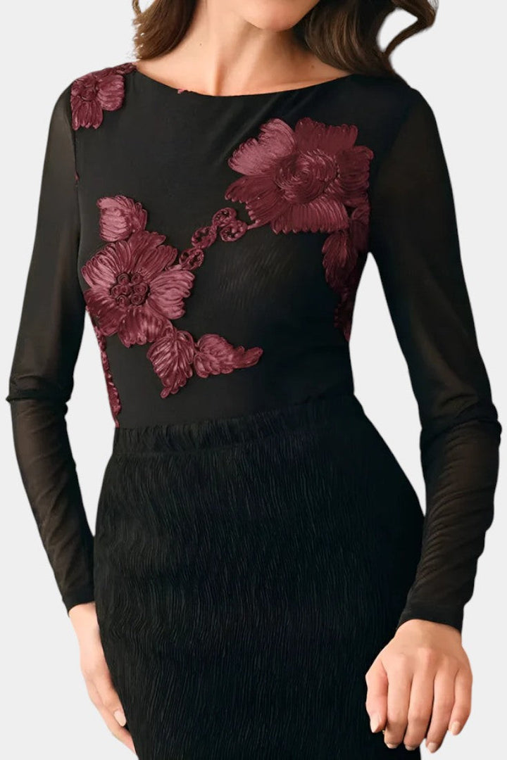 Ninon Blouse Texturée Fleurie à Encolure Bateau et Manches Longues