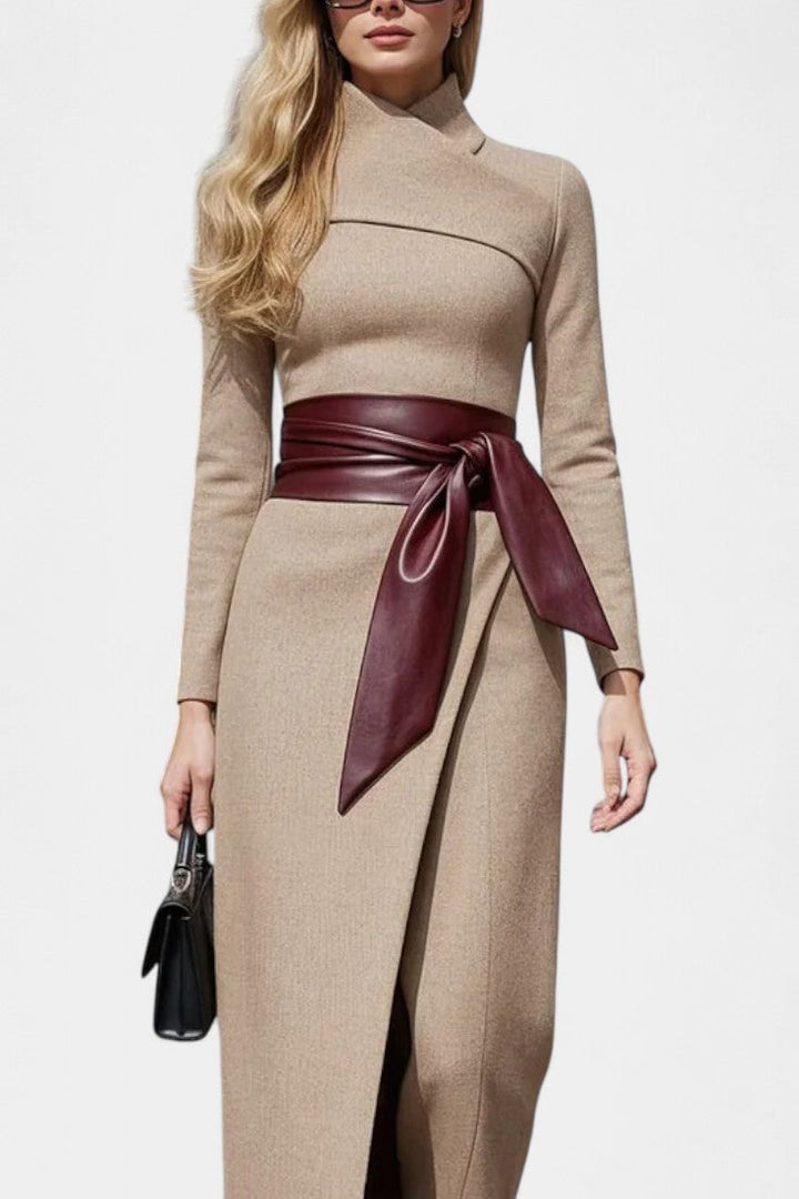 Nayeli Robe Asymétrique Couture Élégante