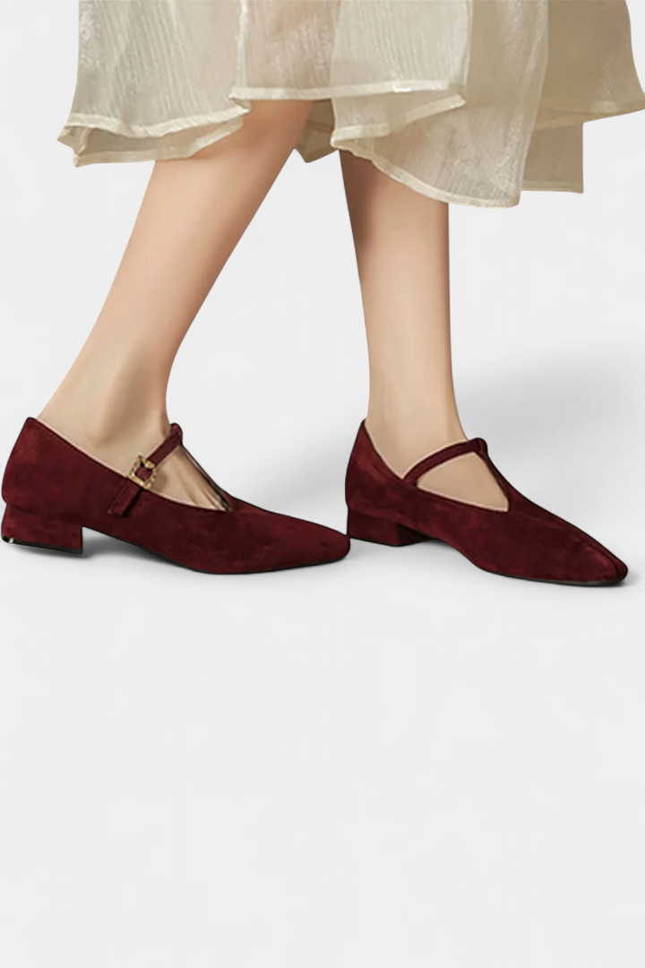 Elly Talons Bas Classiques avec Sangle à Boucle Ajustable