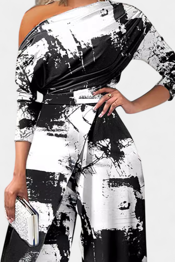 Brina Combinaison Asymétrique à Épaule Perlée et Jambe Droite