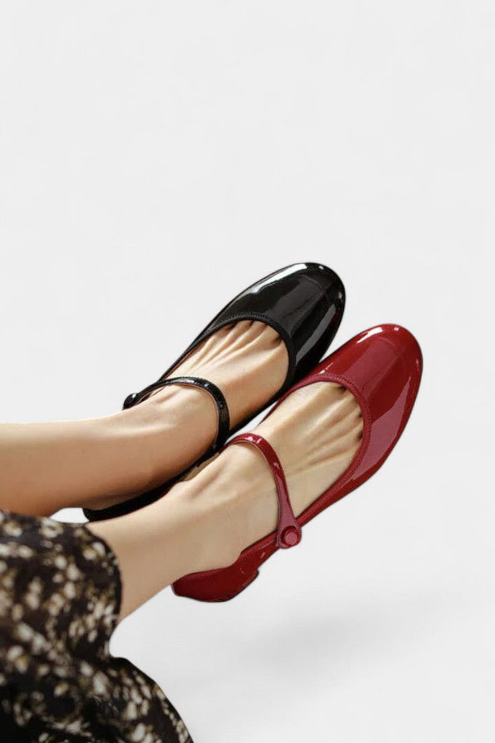 Livy Mary Janes en Cuir Souple à Sangle Fine et Style Intemporel