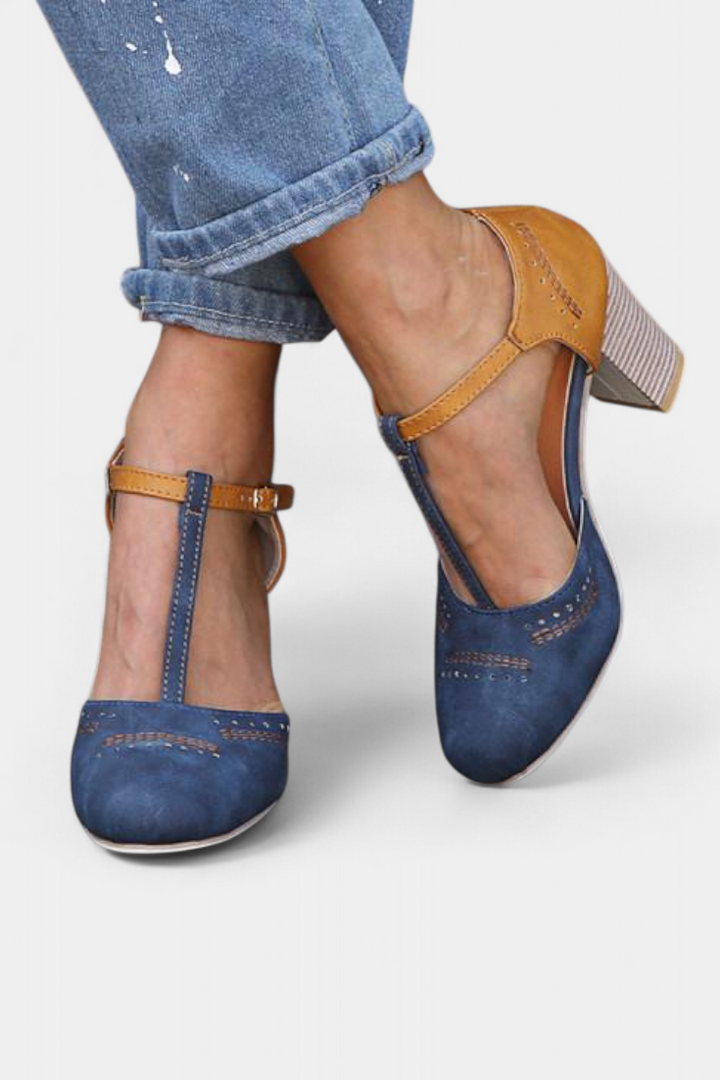 Mira Talons Blocs avec Bride en T et Détails Perforés